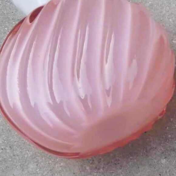 2 Larry Laslo for Mikasa Pink Ribbed Opal White topped Art Glass Vases - Picture 11 of 11